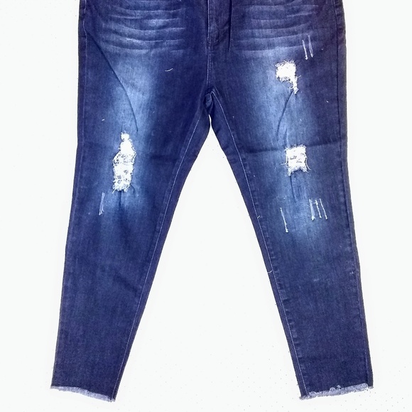 Lucky & Blessed PLUS SIZE JEANS💥 PRICE IS FIRM!💥 - Picture 5 of 5